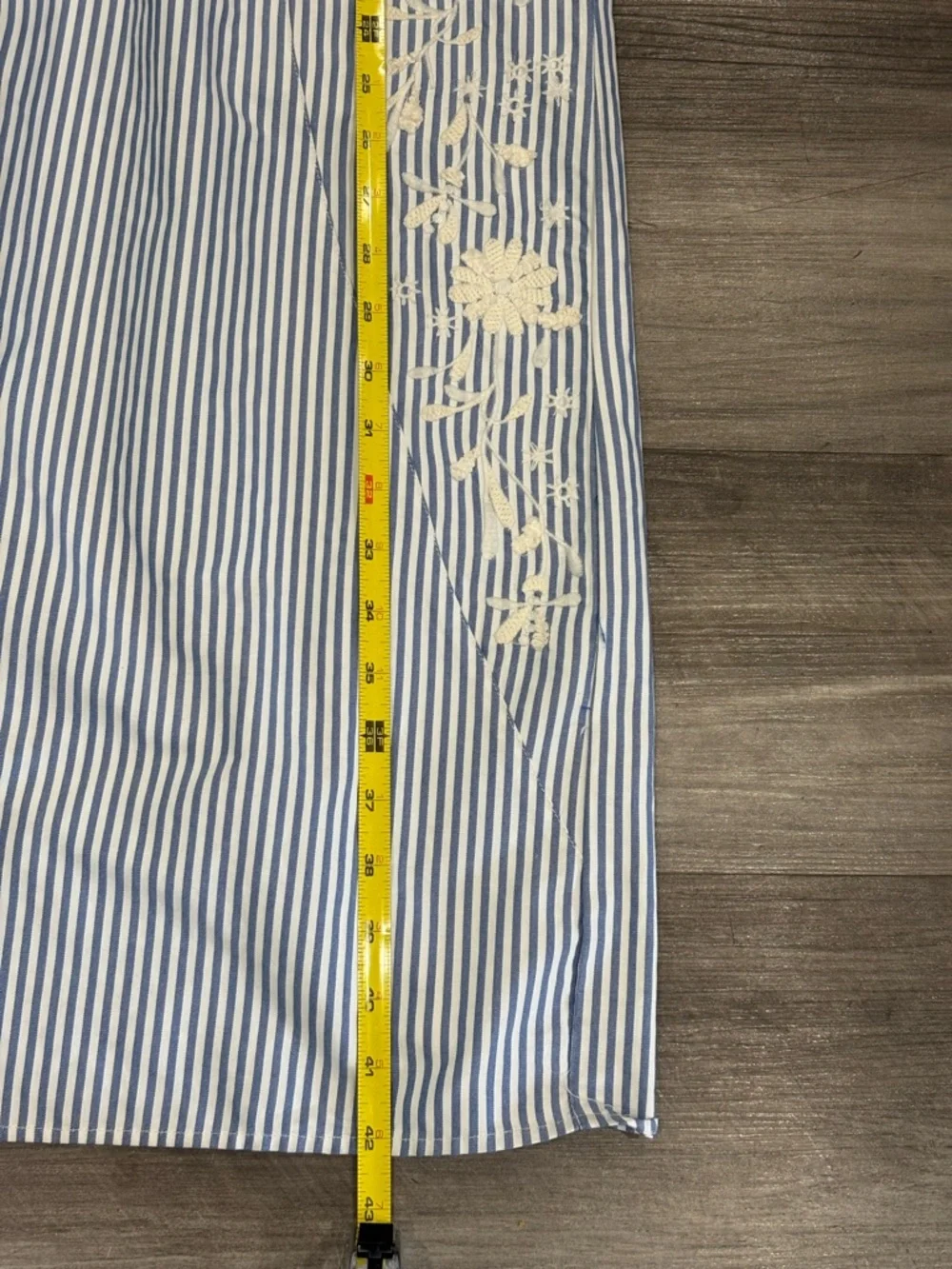 Zara Blue and White Striped Midi Dress with Cream Floral Embroidery Size Medium - Picture 3 of 6